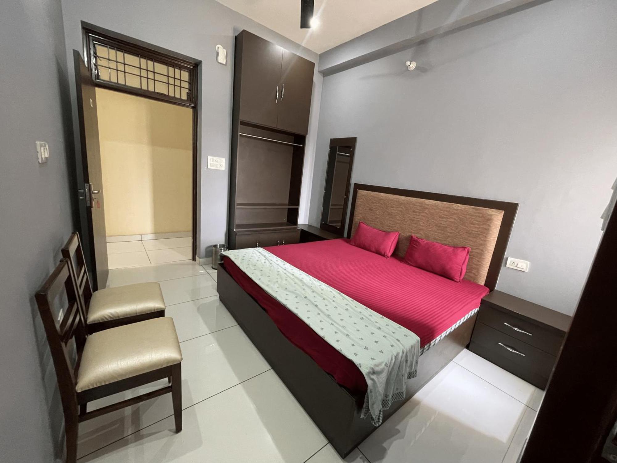Bld Restaurant And Homestay